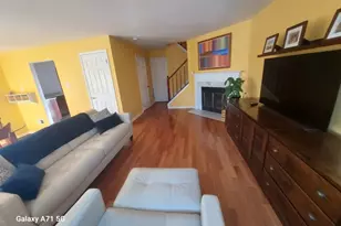 37 Boston Ct, Newark, NJ 07103 - Photo 3