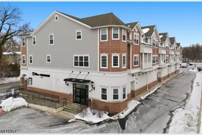 764 Newbridge Rd #L, Teaneck Township, NJ 07666 - Photo 1