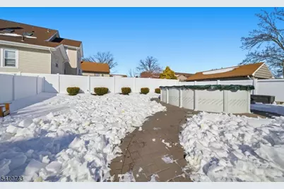 66 Lincoln Blvd, Clark Township, NJ 07066 - Photo 27