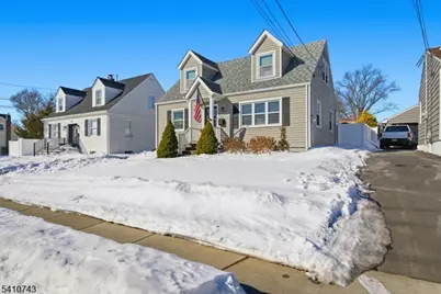 66 Lincoln Blvd, Clark Township, NJ 07066 - Photo 3