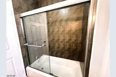 158 Catherine St #B, Elizabeth, NJ 07201 - Photo 11