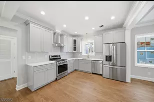 10 Buena Rd, Parsippany, NJ 07054 - Photo 11