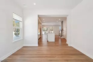 20 Owen Ct, Franklin Township, NJ 08873 - Photo 17