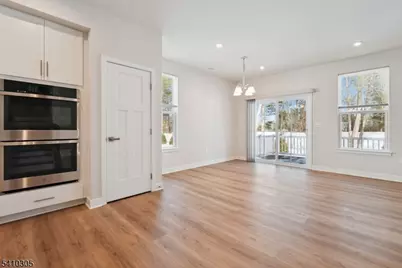 20 Owen Ct, Franklin Township, NJ 08873 - Photo 13