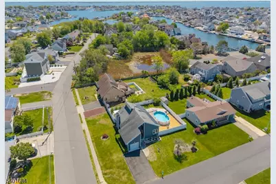 79 16th St, Toms River Township, NJ 08753 - Photo 7