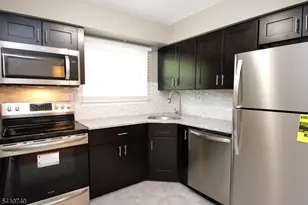 515 Andria Ave, Hillsborough Township, NJ 08844 - Photo 5