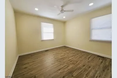 199 Berger St, Franklin Township, NJ 08873 - Photo 11