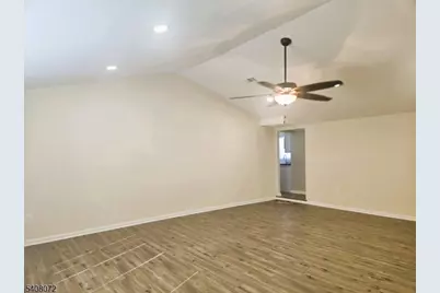 199 Berger St, Franklin Township, NJ 08873 - Photo 7