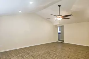 199 Berger St, Franklin Township, NJ 08873 - Photo 7