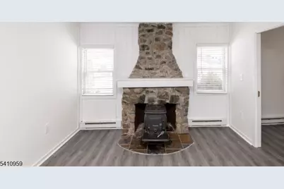 105 Dupont Ave, Hopatcong, NJ 07843 - Photo 11