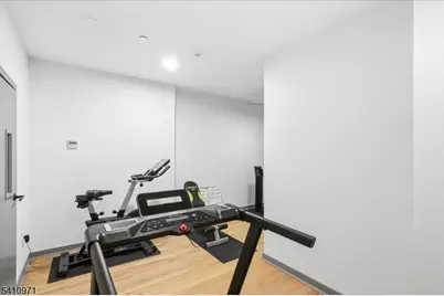 660 Bloomfield Ave #402, Bloomfield, NJ 07003 - Photo 23