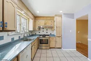 9 Atlantic Rd, Franklin Township, NJ 08873 - Photo 7