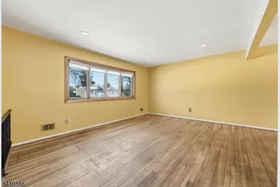 9 Atlantic Rd, Franklin Township, NJ 08873 - Photo 3