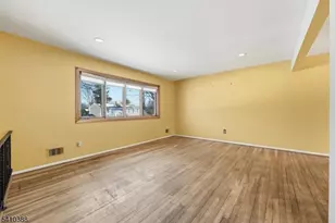 9 Atlantic Rd, Franklin Township, NJ 08873 - Photo 3