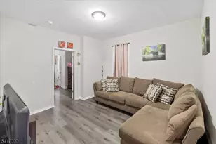 164 Parker St, Newark, NJ 07104 - Photo 13