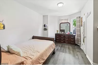 164 Parker St, Newark, NJ 07104 - Photo 21