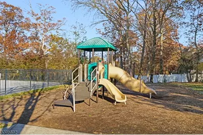 2103 Vroom Dr, Bridgewater, NJ 08807 - Photo 25