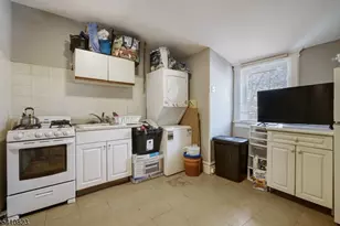 19 Montrose St, South Orange, NJ 07079 - Photo 29