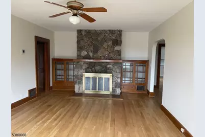 1621 Hamburg Tpke, Wayne, NJ 07470 - Photo 9