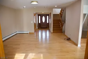 2 Edith Ct, East Hanover Township, NJ 07936 - Photo 7