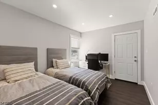 132 Cresthill Ave, Clifton, NJ 07012 - Photo 9