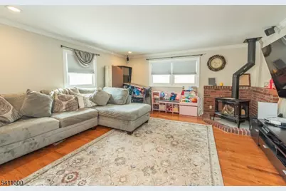 121 Harrison Rd, Parsippany, NJ 07054 - Photo 9