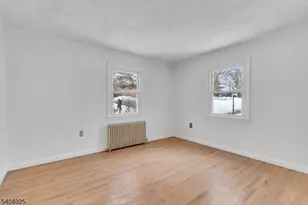 239 Fox Hill Rd, Parsippany, NJ 07834 - Photo 19