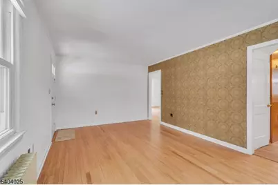 239 Fox Hill Rd, Parsippany, NJ 07834 - Photo 5