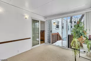 239 Fox Hill Rd, Parsippany, NJ 07834 - Photo 15