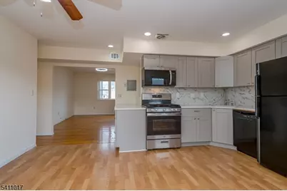 161 Evergreen Rd Unit #12B, Edison, NJ 08837 - Photo 3