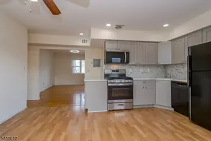 161 Evergreen Rd Unit, Edison, NJ 08837 - Photo 3