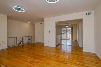 161 Evergreen Rd Unit #12B, Edison, NJ 08837 - Photo 9