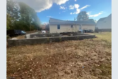 205 Park St, Franklin Township, NJ 08873 - Photo 17