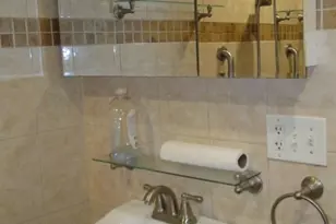 205 Park St, Franklin Township, NJ 08873 - Photo 11