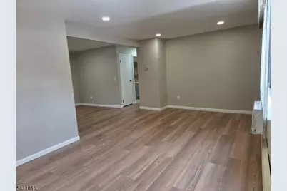 645 Cricket Lane, Woodbridge Township, NJ 07095 - Photo 3