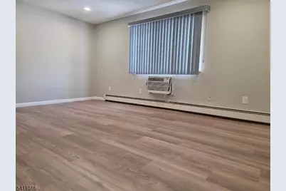 645 Cricket Lane, Woodbridge Township, NJ 07095 - Photo 9