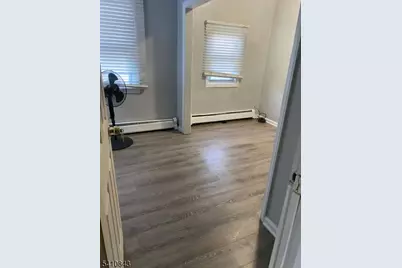 53 Hassart St #2, New Brunswick, NJ 08901 - Photo 3