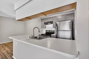 5 Steeplechase Ct, Franklin Township, NJ 08873 - Photo 7