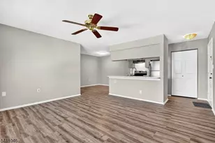 5 Steeplechase Ct, Franklin Township, NJ 08873 - Photo 3