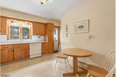 25 Madison Ave, Rochelle Park Township, NJ 07662 - Photo 7