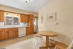 25 Madison Ave, Rochelle Park Township, NJ 07662 - Photo 7