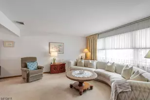 25 Madison Ave, Rochelle Park Township, NJ 07662 - Photo 3