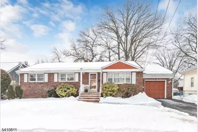 25 Madison Ave, Rochelle Park Township, NJ 07662 - Photo 1