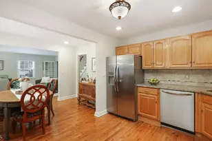 393 Huntington Rd, Union Township, NJ 07083 - Photo 15