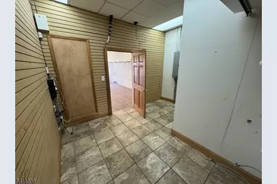 324 Orange Rd, Montclair, NJ 07042 - Photo 3