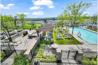 63 Aspen Dr, Cedar Grove, NJ 07009 - Photo 17