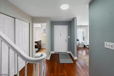 34 Hillsborough Ct, Rockaway Township, NJ 07866 - Photo 11