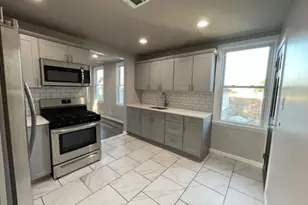 258 Montgomery St, Bloomfield, NJ 07003 - Photo 1