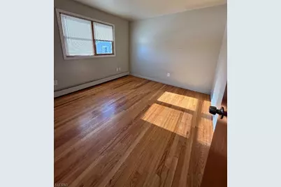 52 Frederick St, Belleville, NJ 07109 - Photo 5