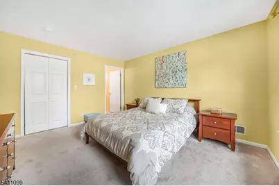 4-2 Vernon Ct #4-2, Waldwick, NJ 07463 - Photo 11